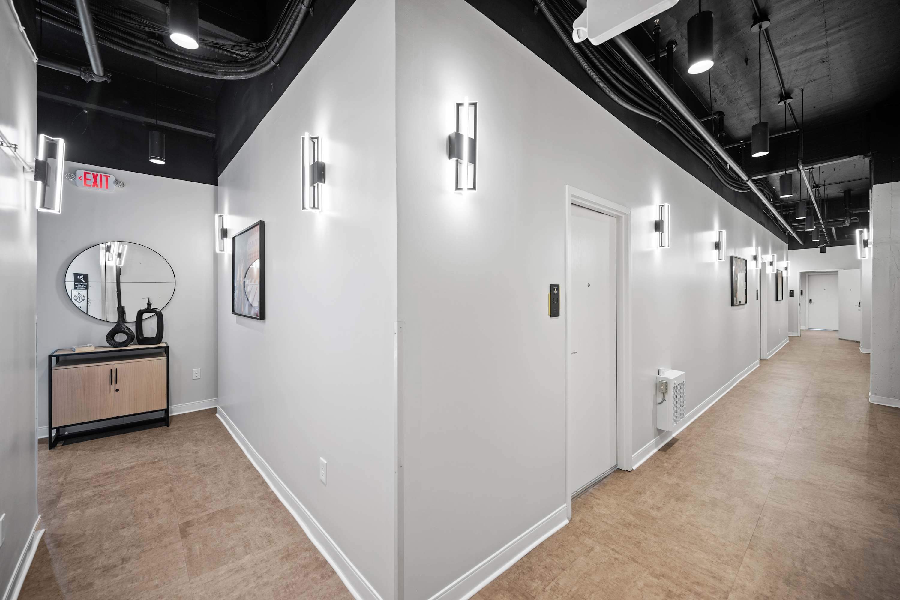 An 8 unit boutique hotel in Cincinnati, OH An 8 unit boutique hotel in Cincinnati, OH